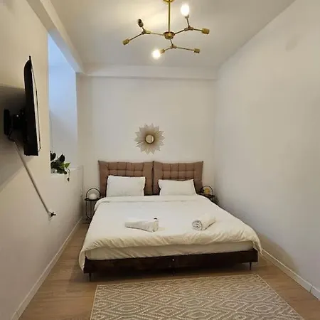Heart Of City Center 4Br 2Bath 10 Pers Bucarest Esterno foto