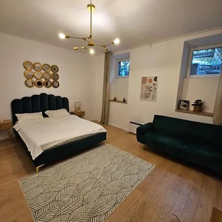 Heart Of City Center 4Br 2Bath 10 Pers Bucarest Esterno foto