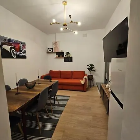 Heart Of City Center 4Br 2Bath 10 Pers Bucarest Esterno foto