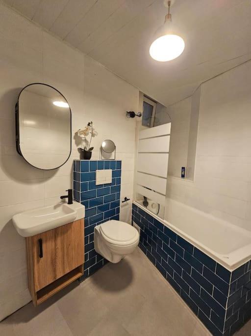 Heart Of Center 4br 2bath 10 Pers * Bucharest