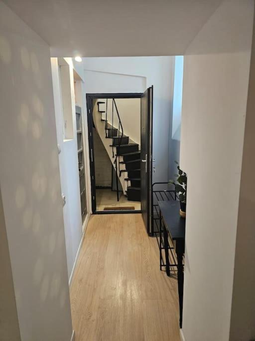 Heart Of Center 4br 2bath 10 Pers Apartment