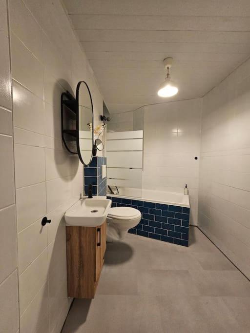 Heart Of Center 4br 2bath 10 Pers